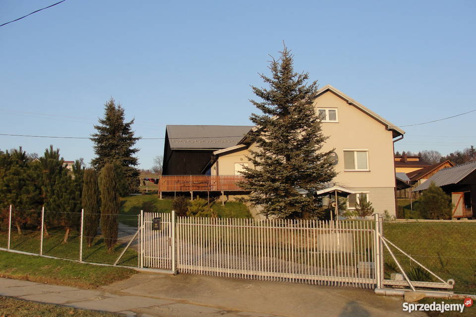 Dom Okazja Strzeszyn Biecz Strzeszyn