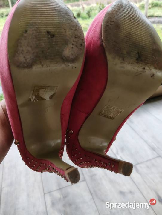 Buty na ukrytej platformie Gryfice