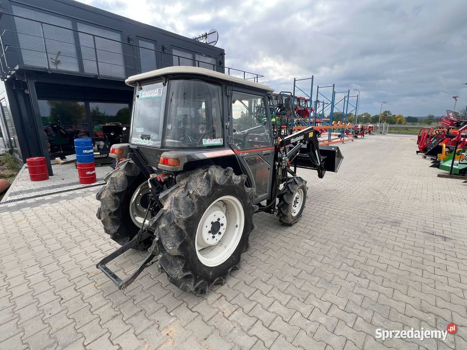 MINI TRAKTOR Kubota GL 32 TUR Kabina Iseki