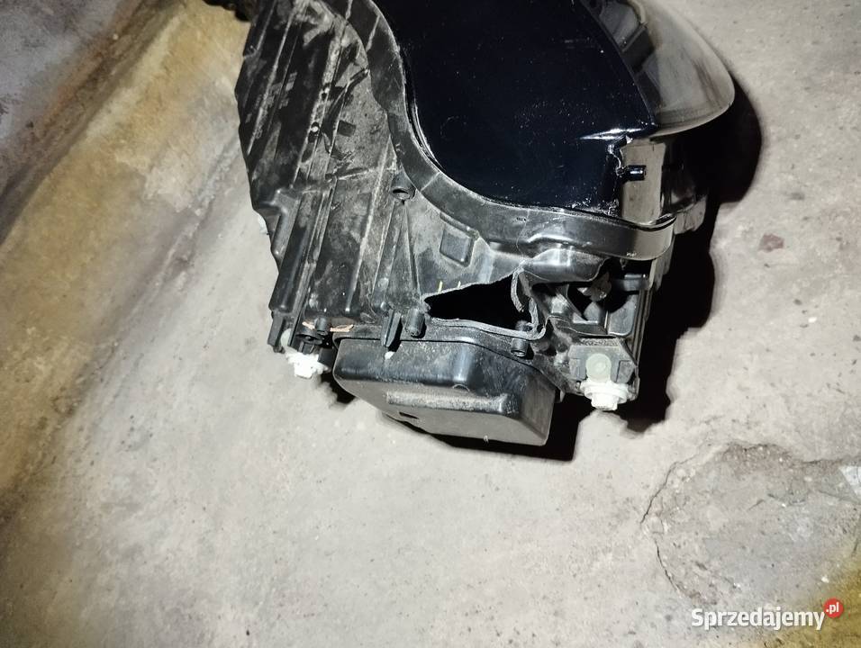 Uszkodzony Reflektor Lampa Prawa Audi Q5 SQ5 80A Zelów sprzedam