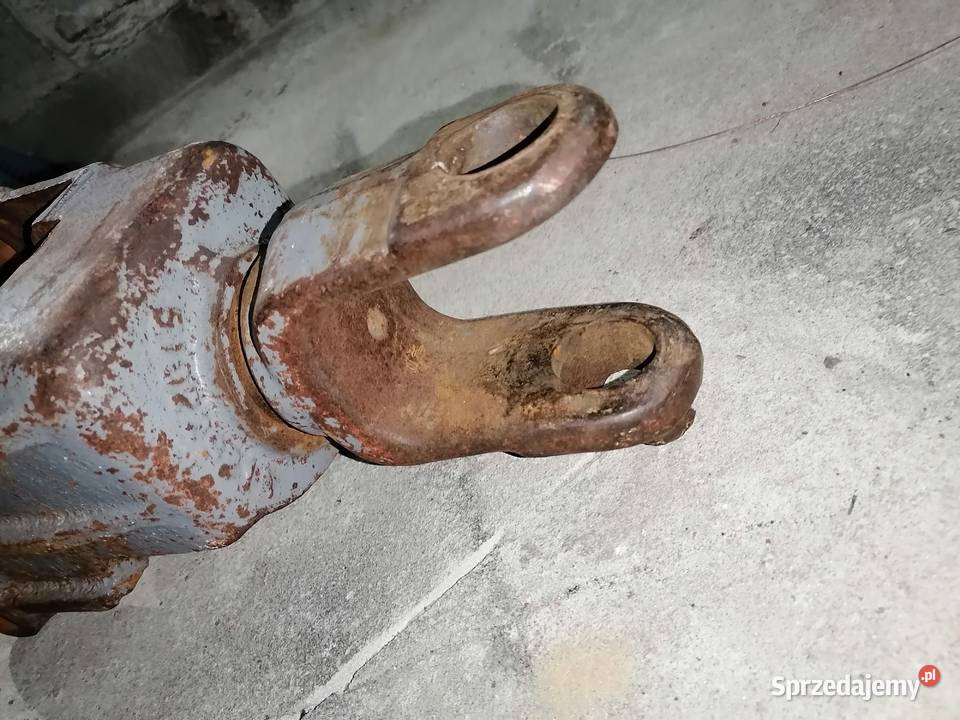 Zaczep górny Ursus 330 330 M 335 Masłów Drugi