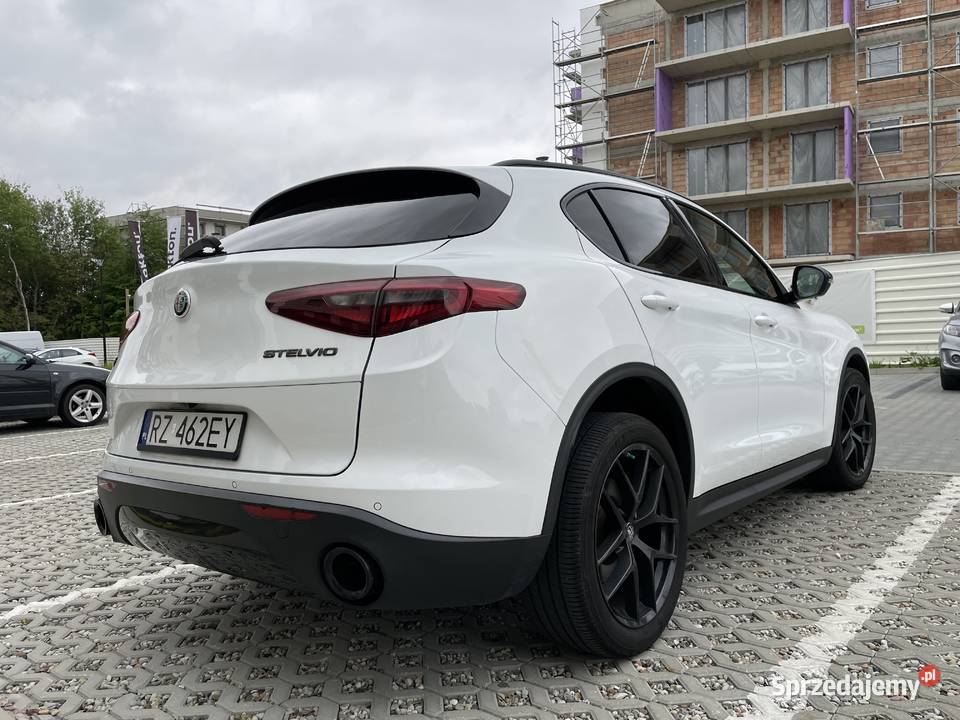 Alfa Romeo Stelvio Stelvio Rzeszów sprzedam
