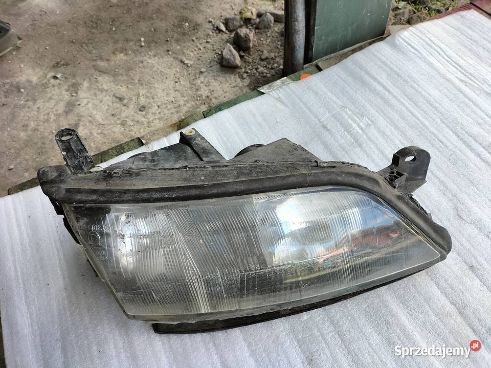OPEL VECTRA B LAMPA PRZÓD PRZEDNIA PRAWA Kamień-Kolonia