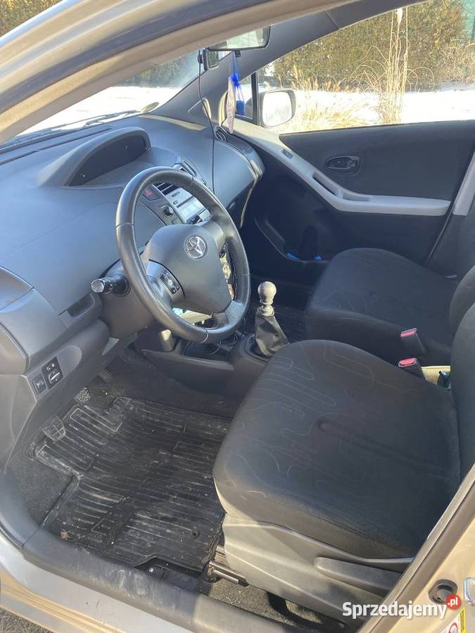 Toyota Yaris łódzkie Piotrków Trybunalski sprzedam