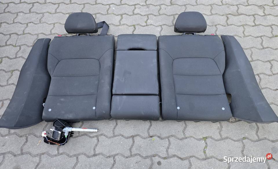 Kanapa Tył Volvo V70 III gen 2007r Z fotelikami Warszawa sprzedam