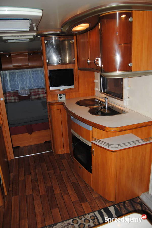 Sprzedam Hobby 560 z przedsionkiem Izabella Komorniki