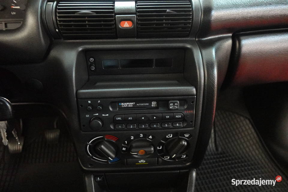 Opel Astra F 3 drzwi 1 właściciela Bez Korozji łódzkie Zgierz sprzedam