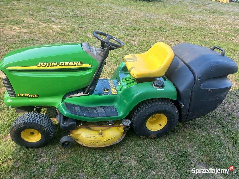 Traktorek kosarka John deere 166