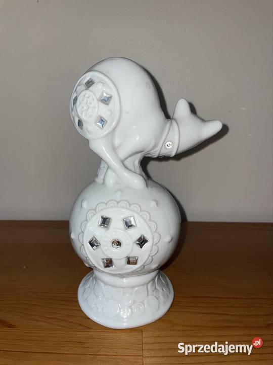 biała porcelanowa figurka Warszawa sprzedam