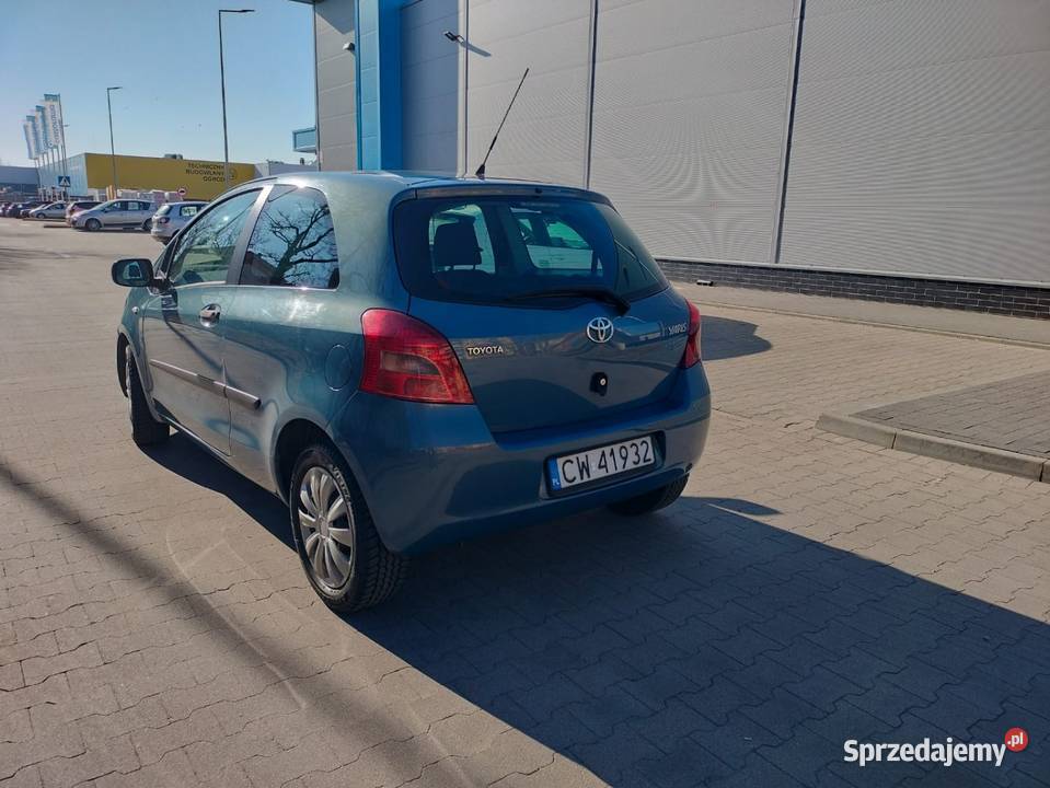 Toyota Yaris 13 VVTi polski salon elektryczne lusterka Włocławek