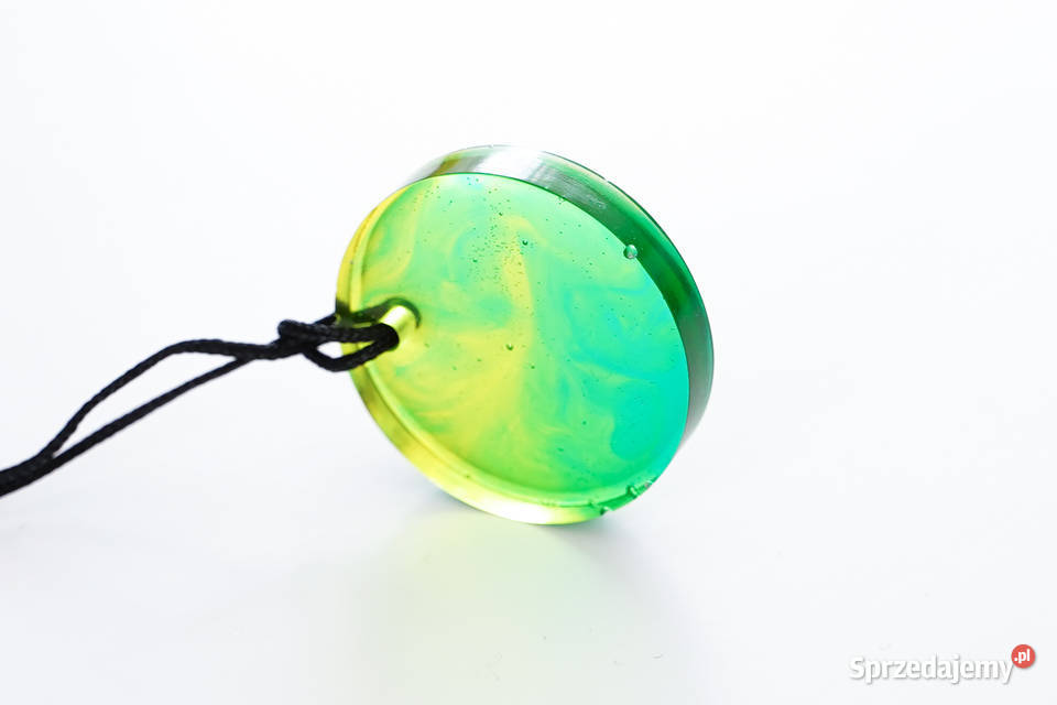 Okrągły zielono żółty wisiorek z żywicy Warszawa sprzedam