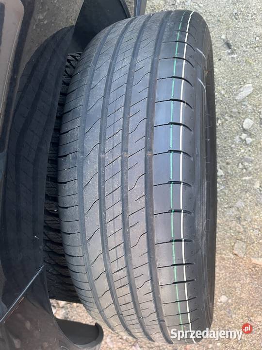 Goodyear efficengrip 2 opony letnie 17cale Strzelin