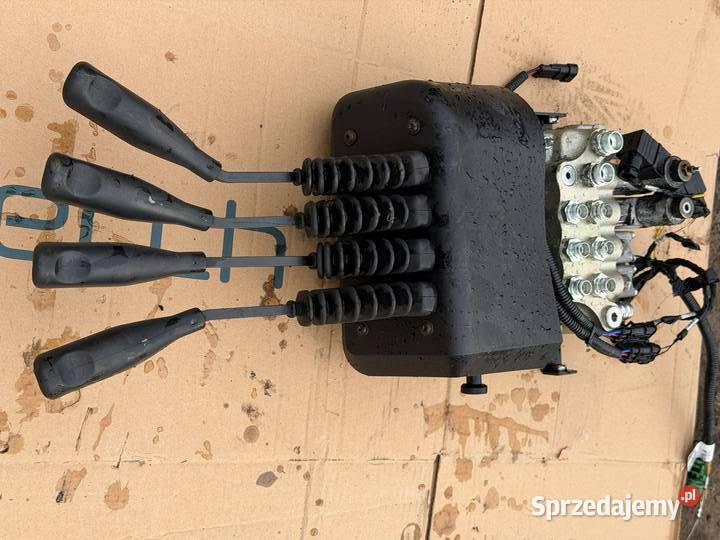 Cesab rozdzielacz hydrauliczny