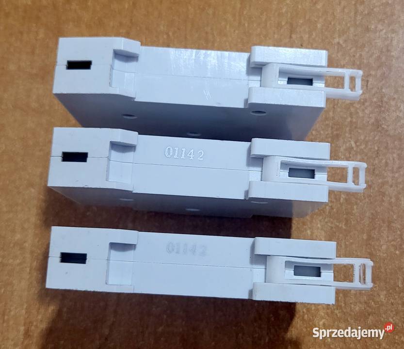 Lampki kontrolne L311 na szynę czerwone Fael Włodawa