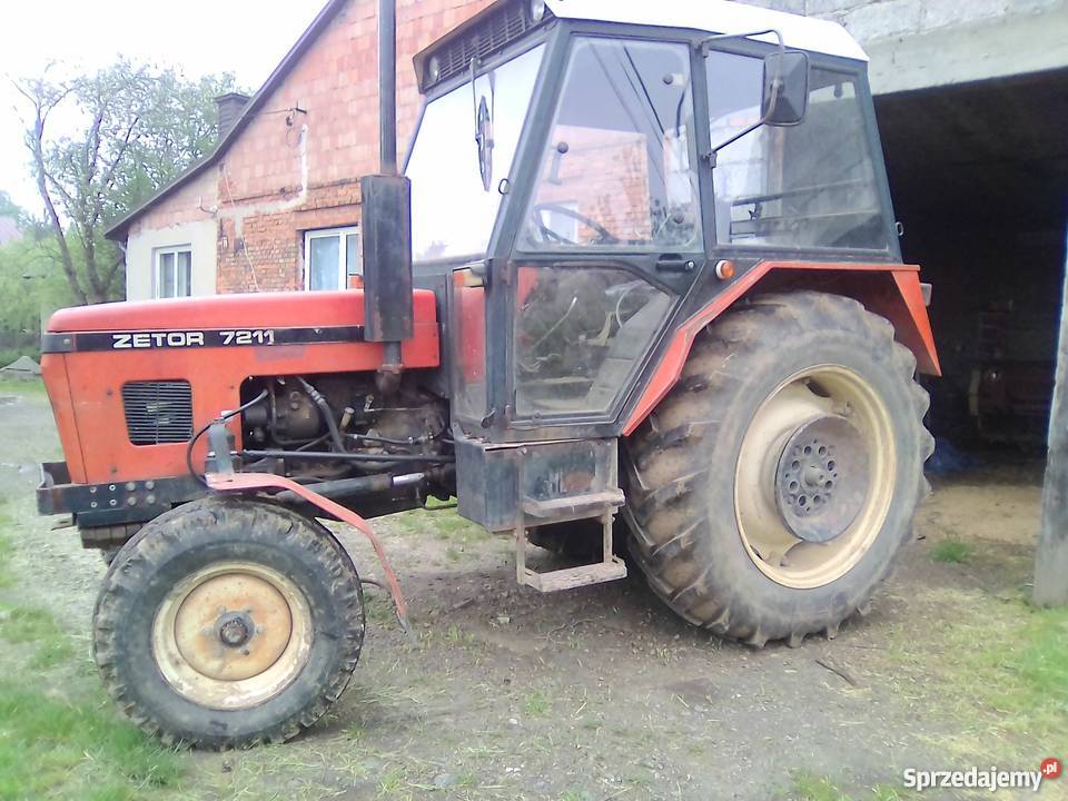 ciągnik rolniczy sprzedam Napęd 2x4 Mokrzec