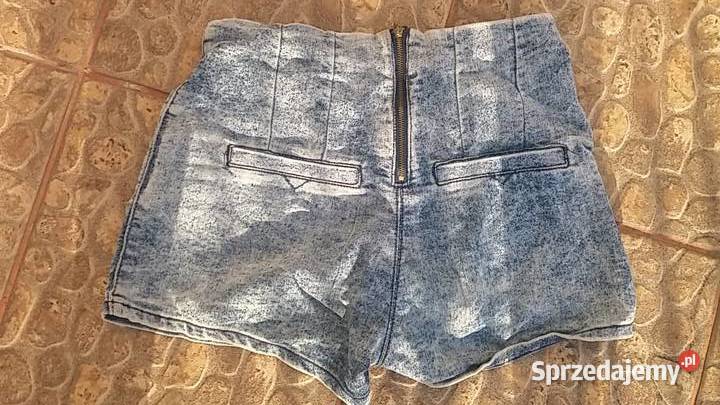 spodenki na lato Bershka 3436 Boguchwała sprzedam