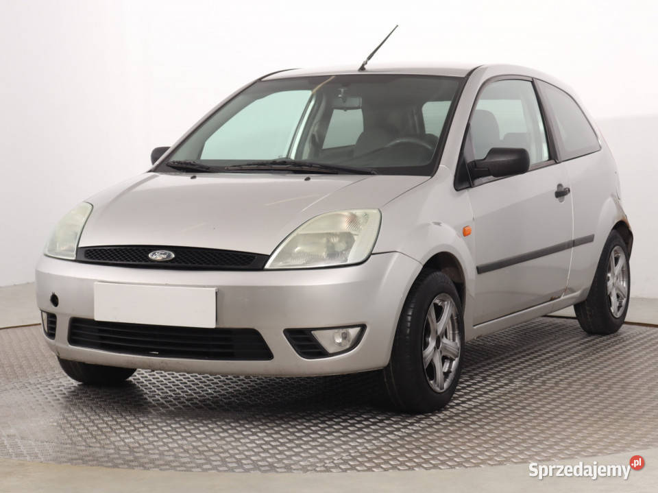 Ford Fiesta 14 TDCi srebrny Katowice