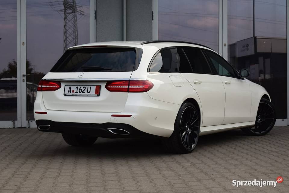 Mercedes E220d 4 matic AMG biała perła