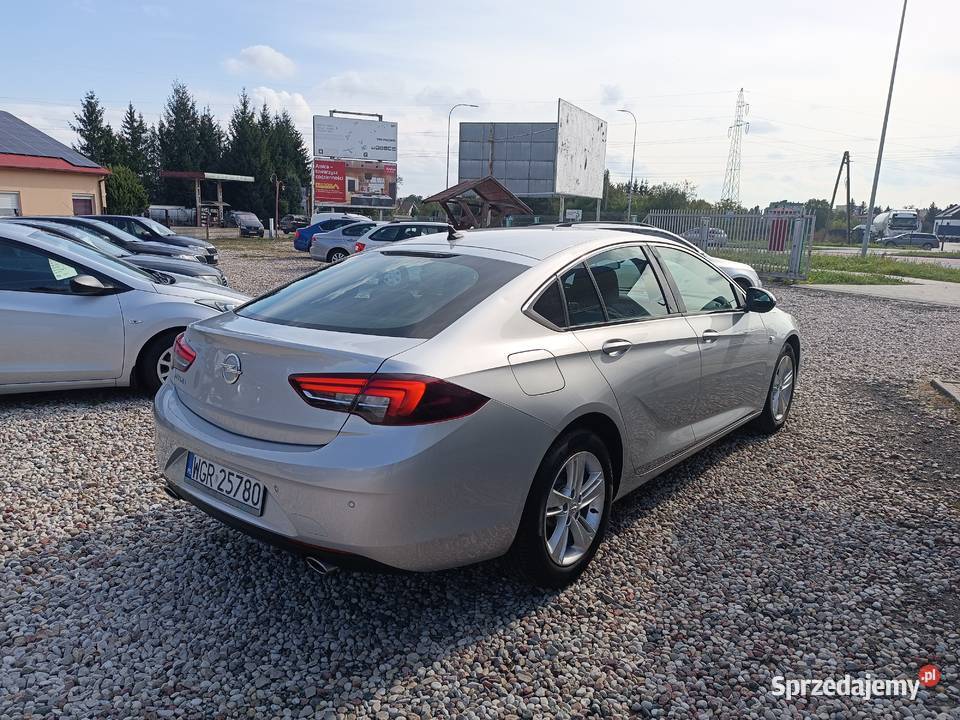 OPEL INSIGNIA GRAND SPORT INNOVATION 16 BENZ 200 Chełm