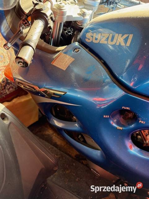 Syndyk sprzeda motocykl Suzuki Warszawa