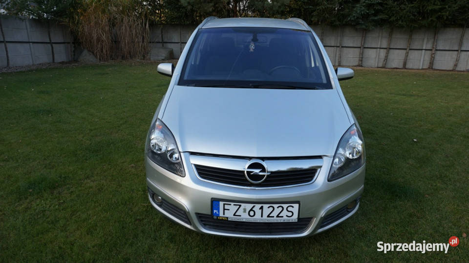Opel Zafira zarejestrowany ubezpieczony Zarejestrowany w Polsce Zielona Góra sprzedam