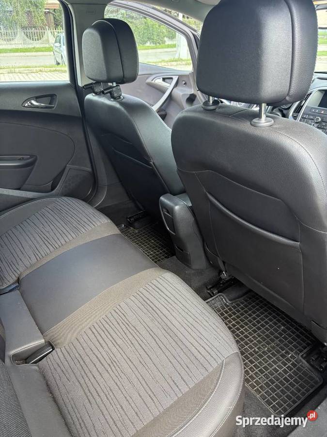 Opel Astra J 2014 hatchback Diesel 17 CDTINAVI nieuszkodzony wielkopolskie Kiączyn