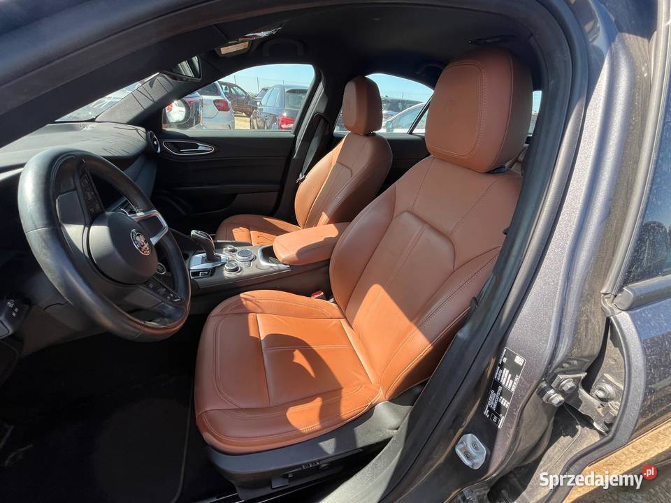 ALFA ROMEO Giulia 22 JTDm 210 T Q4 AT8 GN610 4/5 Katowice