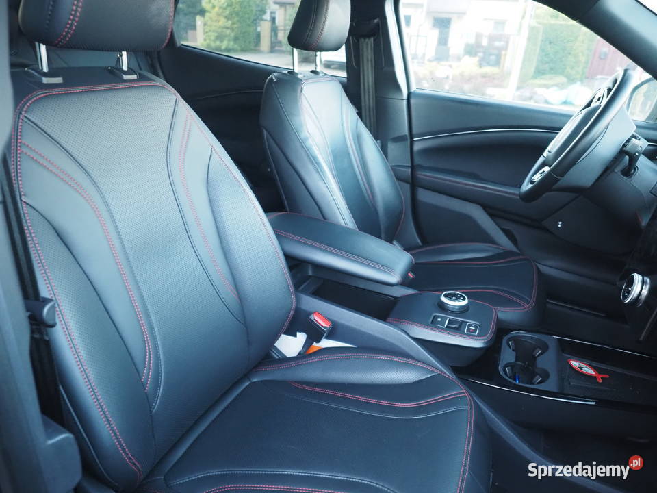 Mustang Mache Premium AWD duża bateria Europa Białystok sprzedam