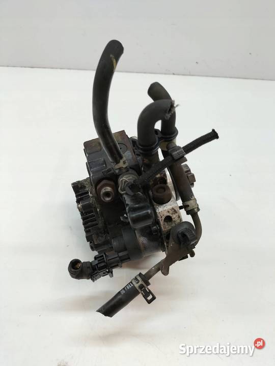 POMPA WTRYSKOWA 0445010088 14 D4D Toyota Yaris I sprzedam