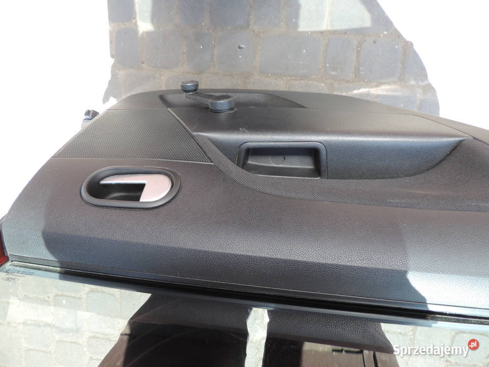 DRZWI LEWY TYŁ FORD FIESTA MK6 FL 5D KOLOR T5 Drzwi małopolskie