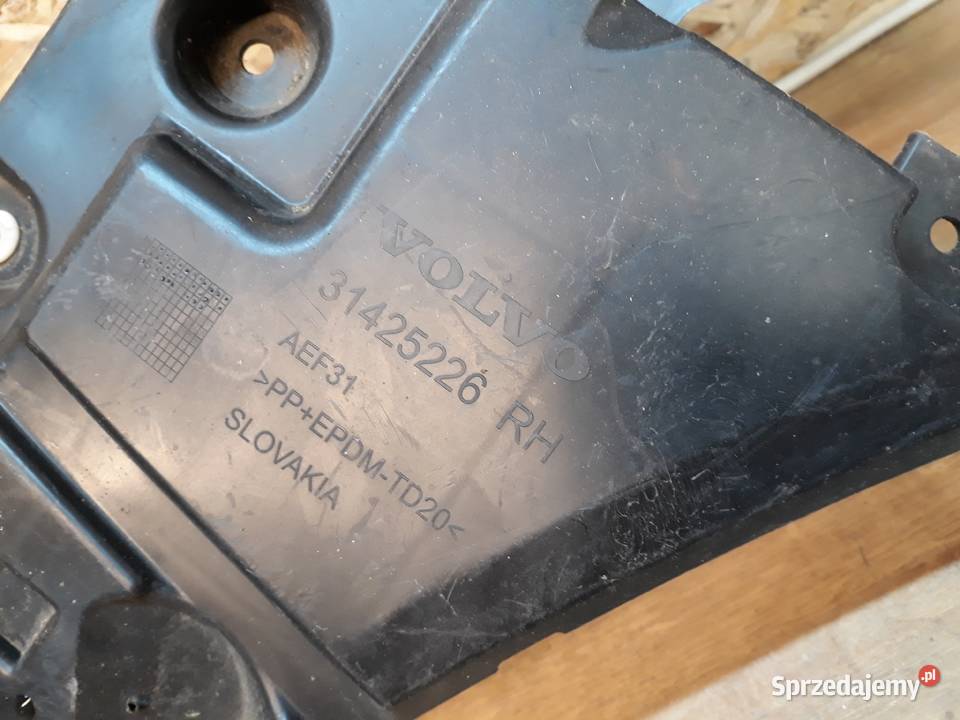 VOLVO XC60 II ŚLIZG ZDERZAKA PRAWY TYŁ 31425226 osobowe Międzychód