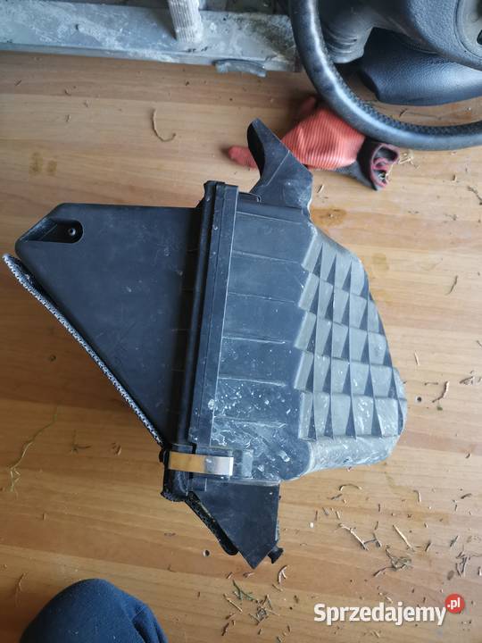 Audi a4 b5 puszka filtra powietrza 19 TDI z Zabrze sprzedam