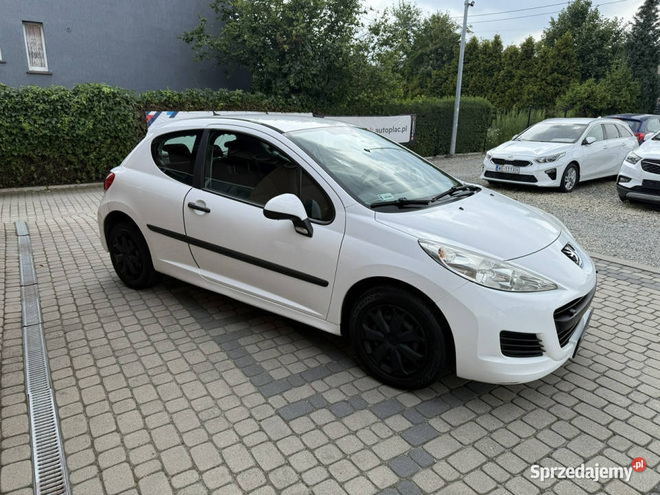 Peugeot 207 14 HDi 68 Klimatyzacja śląskie Orzech