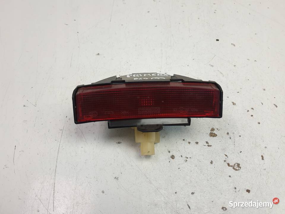 Primera P12 Sedan TRZECIE SWIATŁO STOP Stopu Chełm