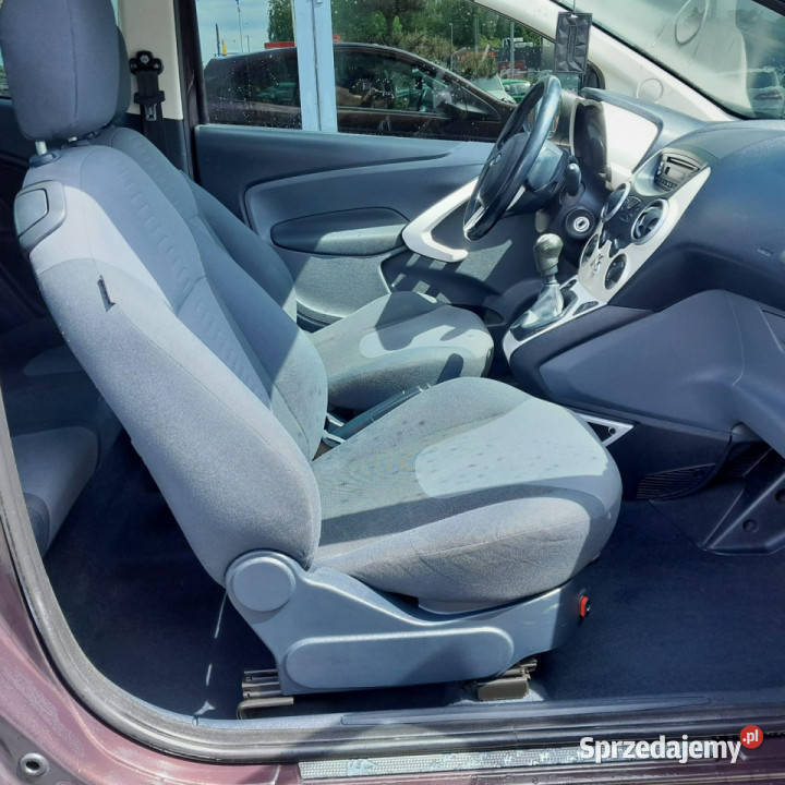Ford KA podgrz fot klima centralny zamek Żory