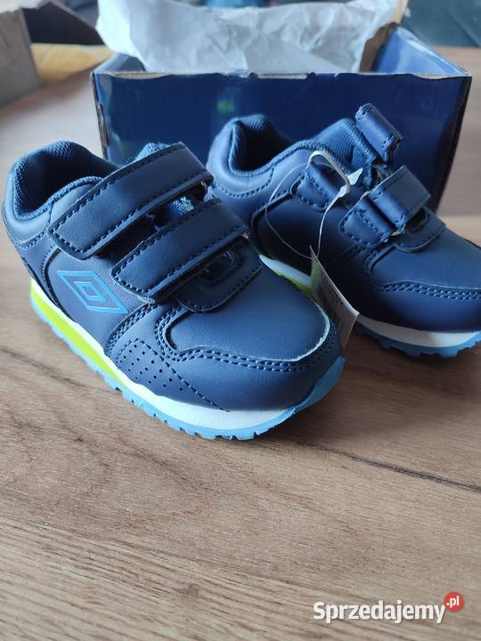 Umbro rozmiar 23 Milicz