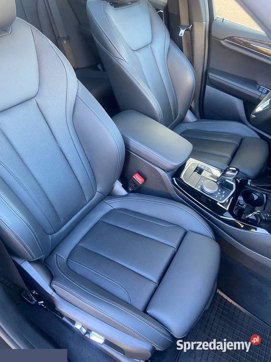 BMW X3 20 Benzyna 252 4x4 2023r niski przebieg X3 Wierbka sprzedam