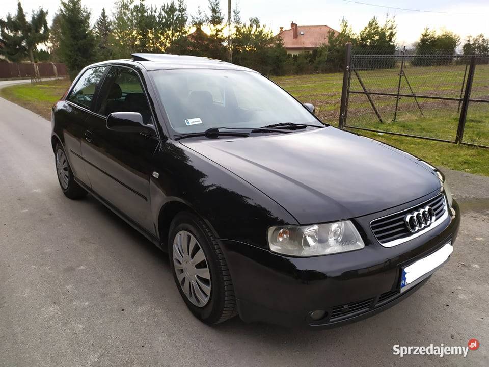 Czarne Audi A3 18 BG Sekwencja 2002 Szyberdach Świdnik