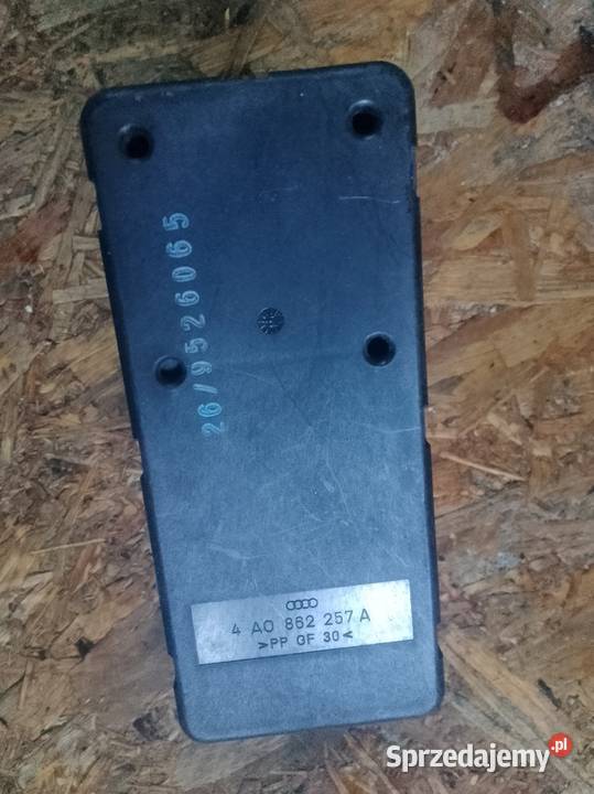 Pompka centralnego zamka Audi 80 B4 1995 Cewice