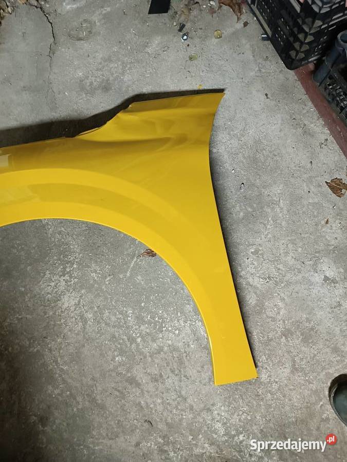 Błotnik lewy przód Peugeot 208 II żółty KLT Turek