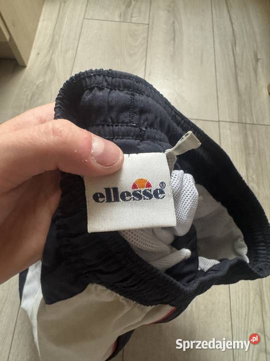 Spodenki Ellesse rozmiar M małopolskie Łysa Góra