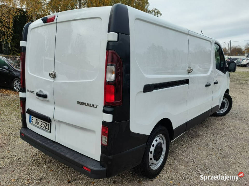Renault Trafic Super wyposażenie Long VAT marża Bydgoszcz sprzedam