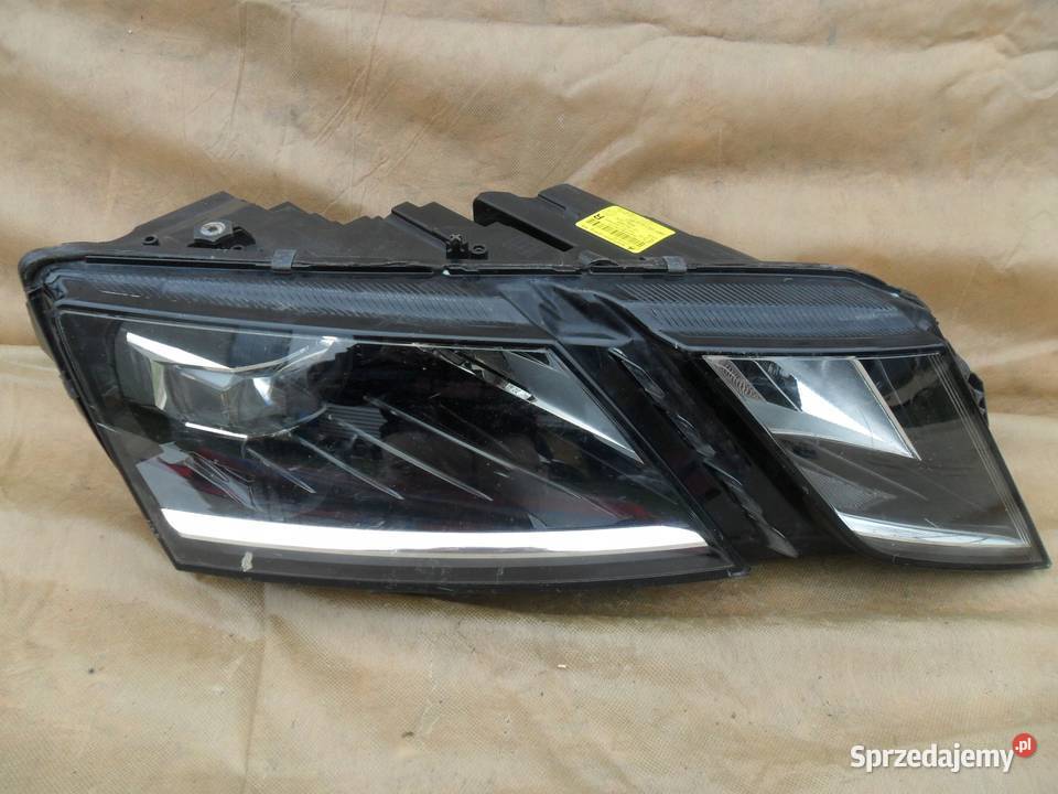 LAMPA PRAWY PRZÓD REFLEKTOR EU 5E1941016F SKODA Nowy Tomyśl