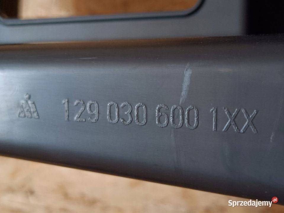 BMW 2 F46 F46N ŚLIZG ZDERZAK PRAWY TYŁ Pleszew sprzedam