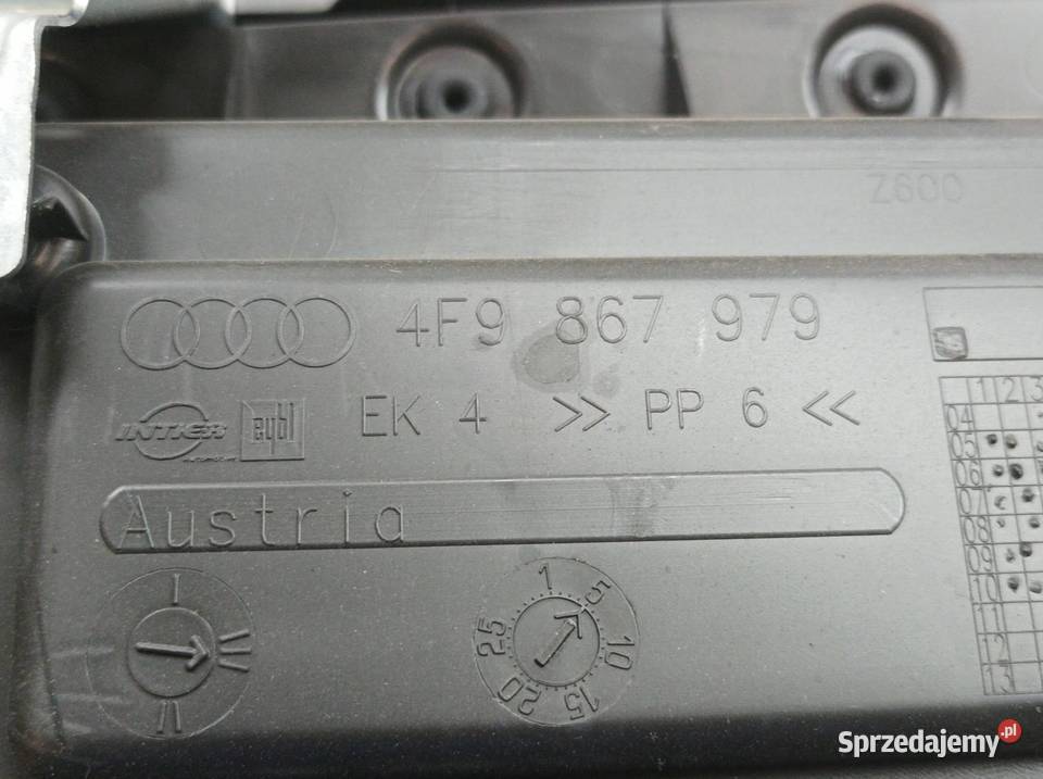 OSŁONA TAPICERKA KLAPY BAGAŻNIKA ROLETA AVANT