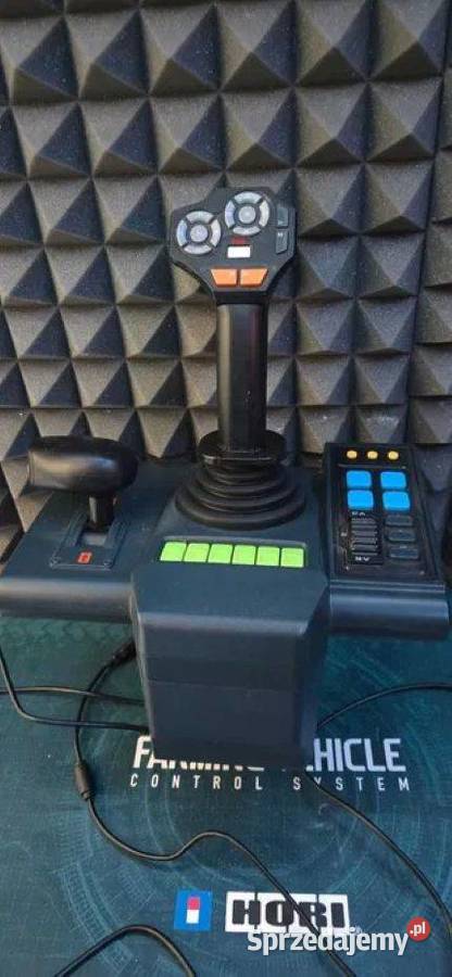 Kierownica firmy Hori Wysokie