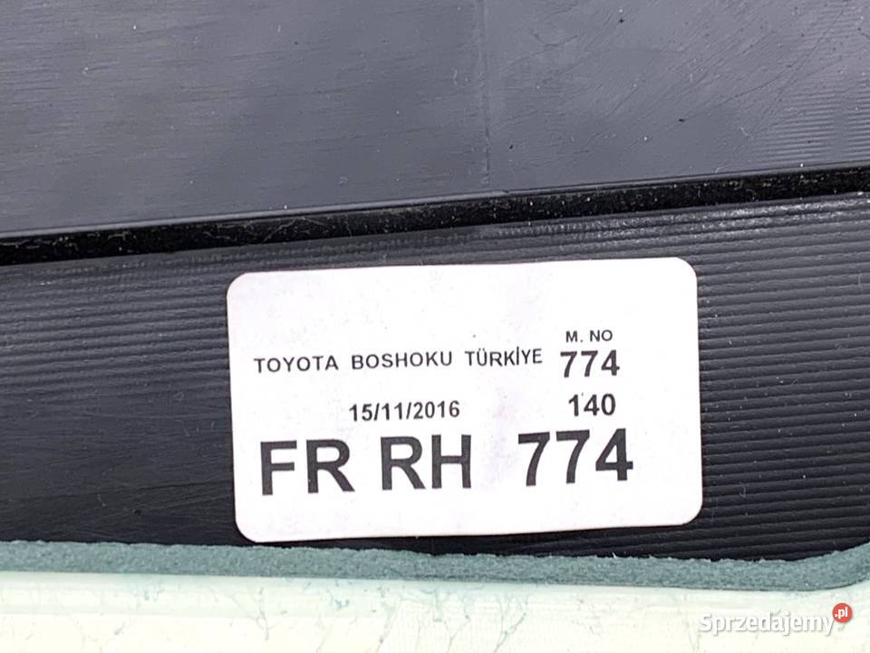 BOCZEK DRZWI PRAWY PRZÓD TOYOTA CHR Crossover