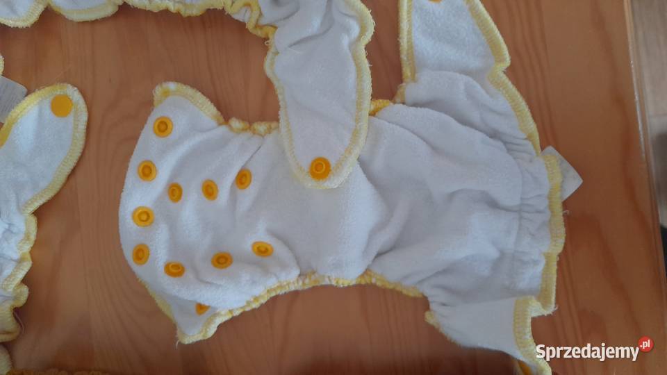 zestaw do wielopieluchowania w rozmiarze newborn sprzedam