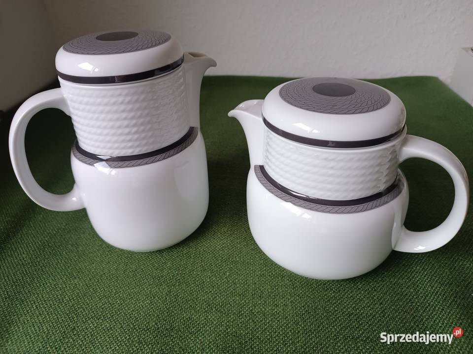 Porcelanowe dzbanki sygnowane Thomas Gorlice