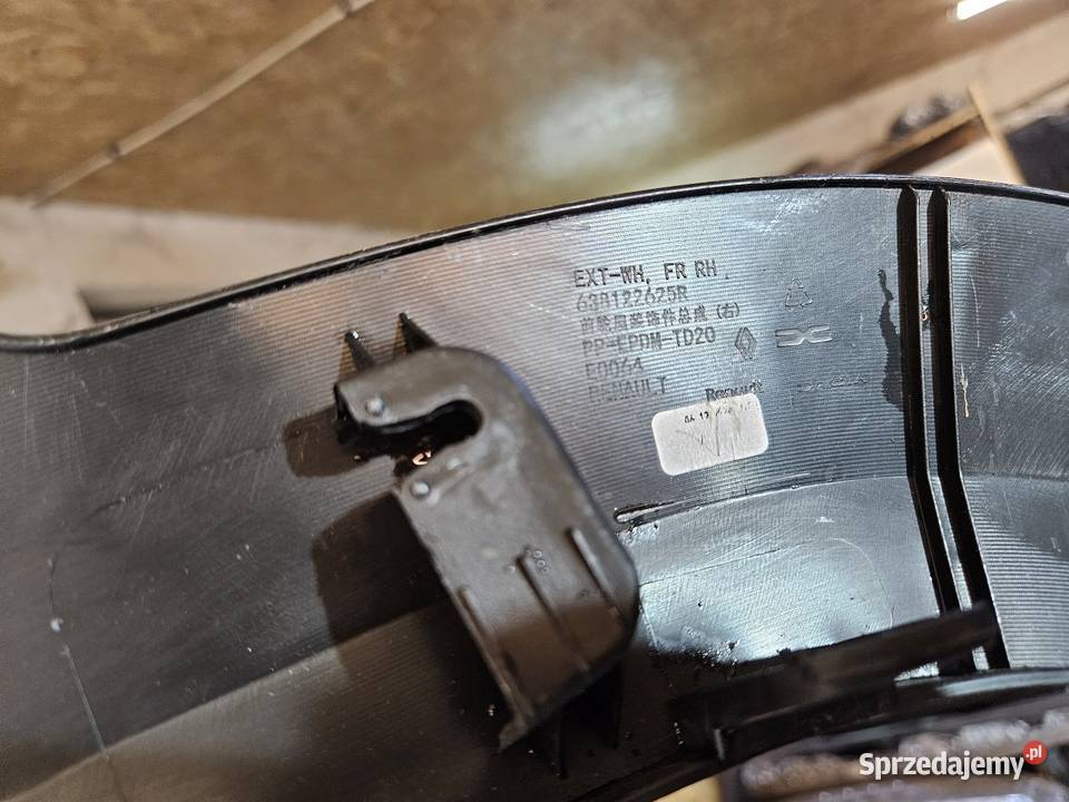 RENAULT CAPTUR I LISTWA PRAWA ZDERZAKA PRZÓD Międzychód sprzedam